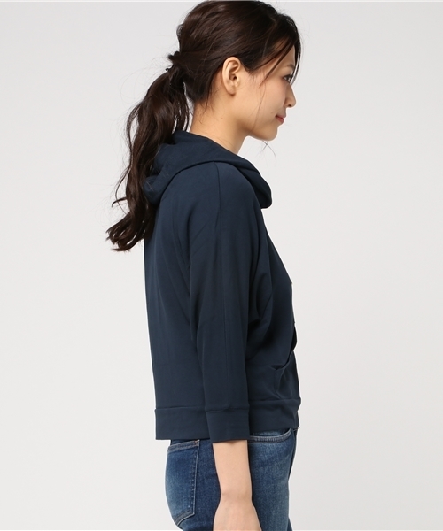 BLUE LABEL CRESTBRIDGE（ブルーレーベルクレストブリッジ）の
