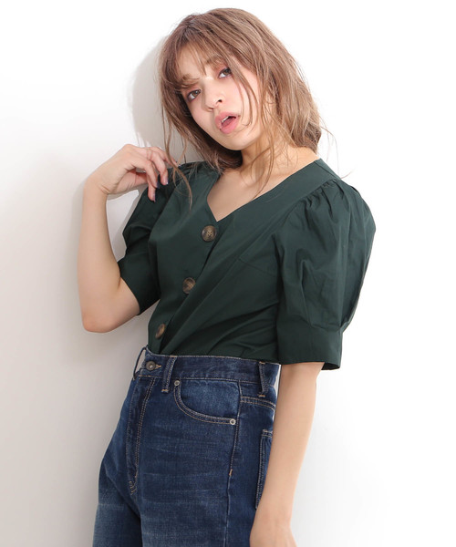 FREE'S MART（フリーズマート）の「ビッグボタンパフスリーブブラウス（シャツ/ブラウス・レディース・ベージュ/ワイン/ダークネイビー/グリーン・FREE）」の14枚目の写真