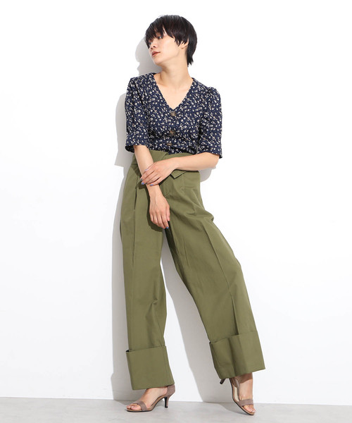 FREE'S MART（フリーズマート）の「ビッグボタンパフスリーブブラウス（シャツ/ブラウス・レディース・ベージュ/ワイン/ダークネイビー/グリーン・FREE）」の18枚目の写真