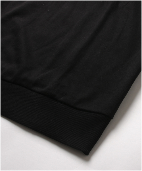 CONVERSE(コンバース)の「CONVERSE 裏毛 切替 リブ ハーフZIP スウェット(スウェット・メンズ・ホワイト/ホワイト系その他/ブラック/ネイビー・M/L/XL)」の16枚目の写真