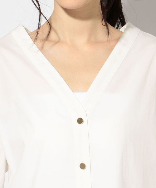 SHIPS（シップス）の「Vネックボタンシャツブラウス◇（シャツ/ブラウス・レディース・ホワイト/ライトブルー/カーキ・ONE SIZE）」の10枚目の写真