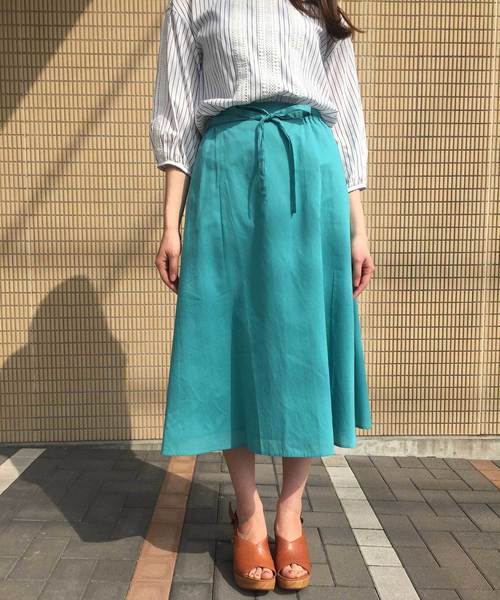 Petit Honfleur(プチオンフルール)の「◇カタログ掲載◇ストライプスカート(スカート・レディース・ブルー/グリーン/ネイビー・M size/L size)」の2枚目の写真