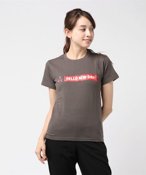 NATAL DESIGN（ネイタルデザイン）の「TM PAINT LOGO TEE（Tシャツ/カットソー・レディース・チャコールグレー/ネイビー/イエロー・SMALL/MEDIUM/LARGE/X-SMALL/X-LARGE）」の5枚目の写真