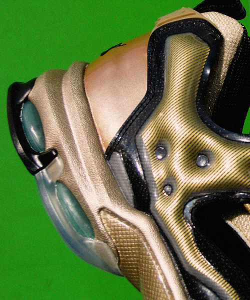 Reebok（リーボック）の「【REEBOK】 FURY MILLENNIUM OG DV4601（スニーカー・メンズ・ゴールド・28cm/26cm/29cm/27cm/24cm/25cm）」の8枚目の写真