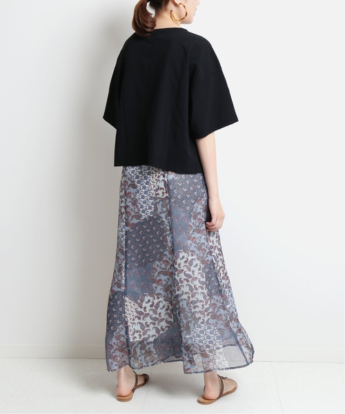 SLOBE IENA（スローブイエナ）の「DEVAUXプリントロングスカート◆（スカート・レディース・レッド/ブルー・36/38/40）」の16枚目の写真