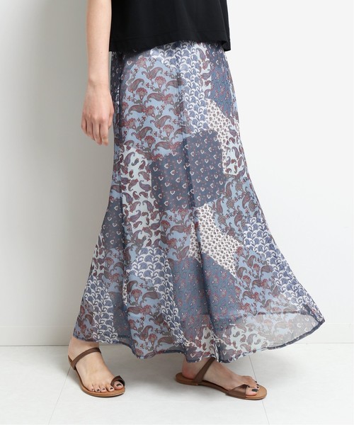 SLOBE IENA（スローブイエナ）の「DEVAUXプリントロングスカート◆（スカート・レディース・レッド/ブルー・36/38/40）」の20枚目の写真