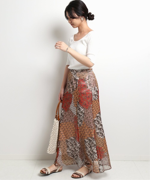 SLOBE IENA（スローブイエナ）の「DEVAUXプリントロングスカート◆（スカート・レディース・レッド/ブルー・36/38/40）」の22枚目の写真