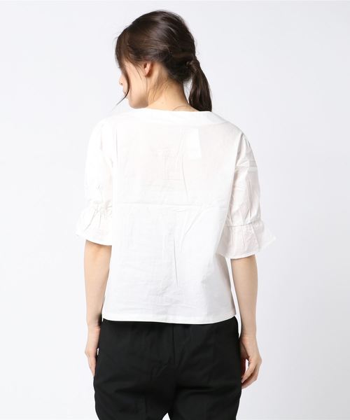 WEGO（ウィゴー）の「WEGO/フリルハートネックブラウス（シャツ/ブラウス・レディース・ホワイト・FREE）」の3枚目の写真