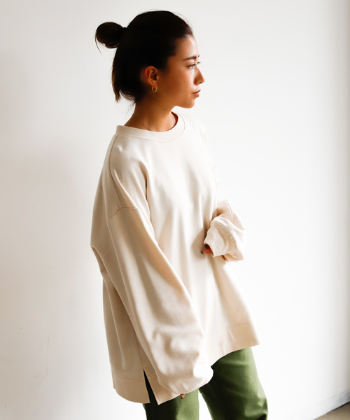 Auntie Rosa Holiday(アンティローザホリデー)の「【Holiday】カラークルールーズスウェット(スウェット)」|ナチュラル