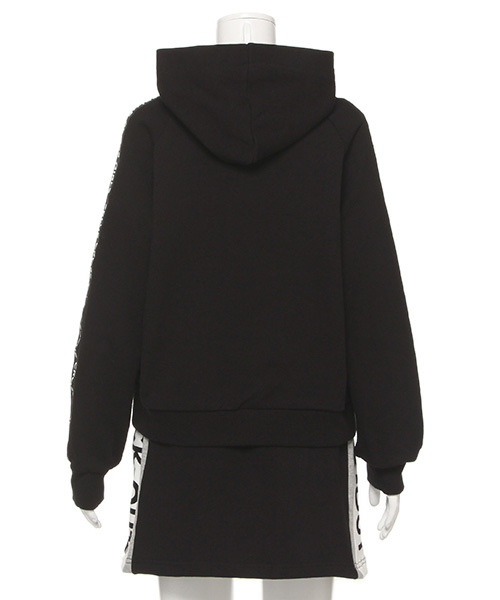 BLUE CROSS girls（ブルークロスガールズ）の「配色長袖パーカー  