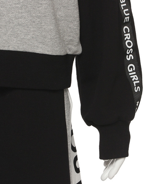 BLUE CROSS girls（ブルークロスガールズ）の「配色長袖パーカー  