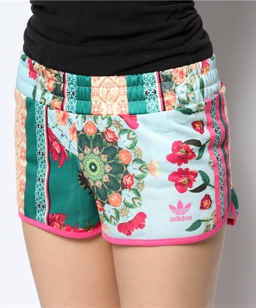 adidas Originals（アディダスオリジナルス）の「アディダス オリジナルス ファーム コラボ FARM BORBOFLOR SHORT（その他パンツ・レディース・マルチ・SMALL/MEDIUM）」の6枚目の写真