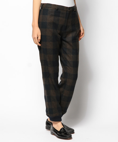 BEAMS BOY（ビームスボーイ）の「BEAMS BOY / チェック ウール リブパンツ（その他パンツ・レディース・ブラック/ネイビー・1/0）」の2枚目の写真