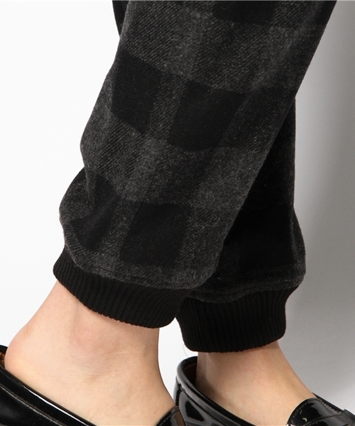 BEAMS BOY（ビームスボーイ）の「BEAMS BOY / チェック ウール リブパンツ（その他パンツ・レディース・ブラック/ネイビー・1/0）」の8枚目の写真