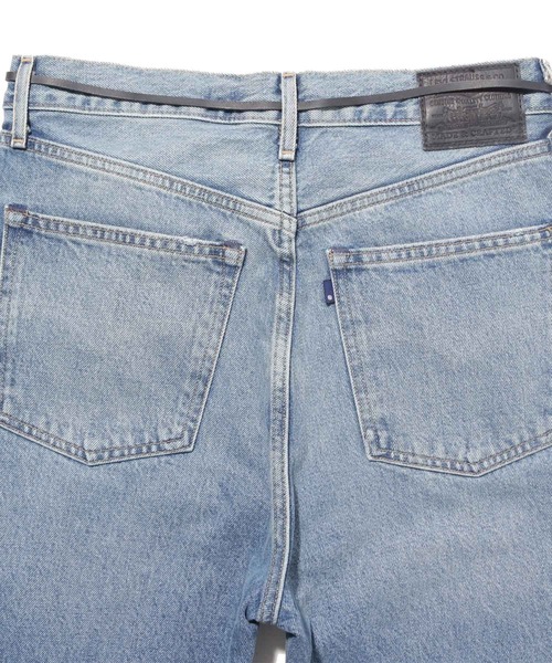 Levi's(リーバイス)の「LEVI'S(R) MADE & CRAFTED(R) バレルジーンズ LMC PALM BLUES(デニムパンツ・レディース・インディゴブルー・23inch/25inch/28inch/24inch/27inch/26inch/30inch/29inch)」の6枚目の写真