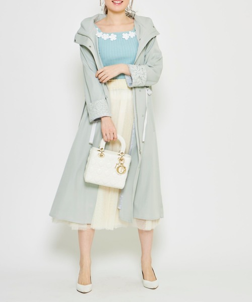 tocco closet（トッコ　クローゼット）の「２ＷＡＹフード付き袖口レース装飾バックプリーツロングブルゾン（その他アウター・レディース・グレー系その他/アイボリー/ミント/ベージュ・M）」の14枚目の写真