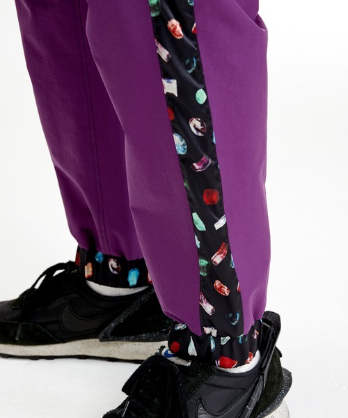 NOISE MAKER(ノイズメーカー)の「Jewelry line pants(その他パンツ・メンズ・パープル/ブラック・SMALL/LARGE/MEDIUM)」の13枚目の写真