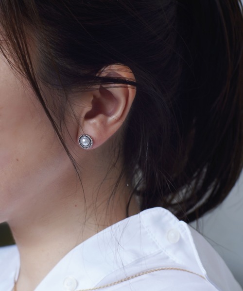 Port（ポート）の「ニュアンスストーン/パール セットピアス（ピアス（両耳用）・レディース・シルバー/ゴールド/シルバー系その他/ゴールド系その他/シルバー系その他2/シルバー系その他3/シルバー系その他4/ゴールド系その他2/ゴールド系その他3/ゴールド系その他4/ゴールド系その他5/ゴールド系その他6/シルバー系その他5/シルバー系その他6/ゴールド系その他7・FREE）」の20枚目の写真