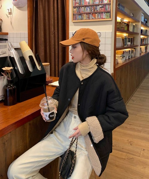 MANGROVE（マングローブ）の「キルティング裏ボアパイピングジャケット（ノーカラージャケット・レディース・ブラック/ベージュ・FREE）」の10枚目の写真