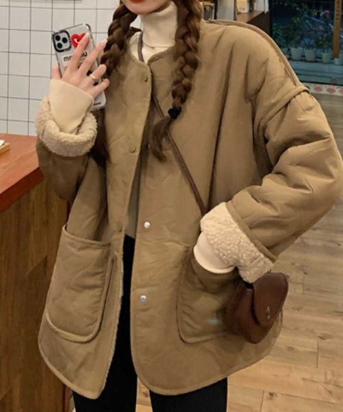 MANGROVE（マングローブ）の「キルティング裏ボアパイピングジャケット（ノーカラージャケット・レディース・ブラック/ベージュ・FREE）」の11枚目の写真