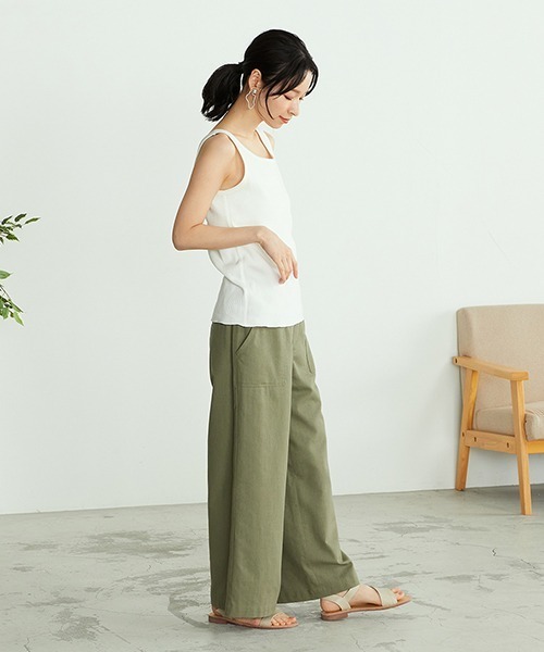 ONIGIRI（オニギリ）の「【一部店舗限定】　リブタンクトップ（タンクトップ・レディース・ホワイト/ベージュ/チャコール・MEDIUM/LARGE）」の4枚目の写真