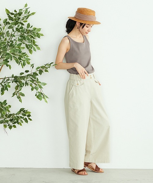 ONIGIRI（オニギリ）の「【一部店舗限定】　リブタンクトップ（タンクトップ・レディース・ホワイト/ベージュ/チャコール・MEDIUM/LARGE）」の5枚目の写真