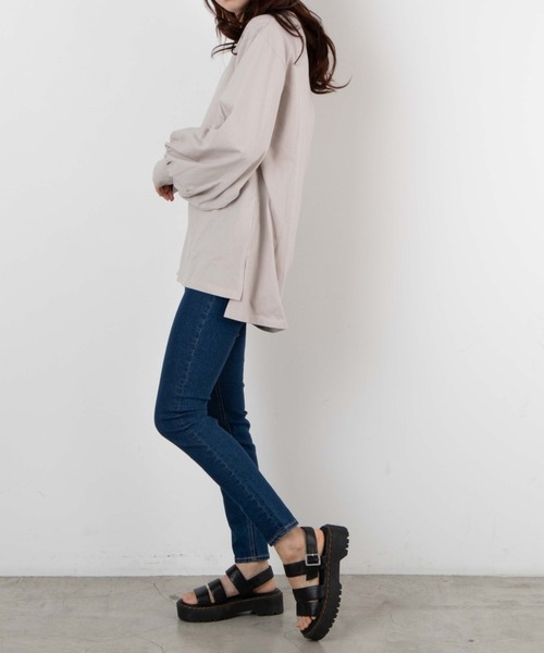 WEGO（ウィゴー）の「WEGO/ボリュームギャザースリーブロンＴ（Tシャツ/カットソー・レディース・オフホワイト/ブルー/ライトパープル/スミクロ/ライトベージュ・FREE）」の17枚目の写真