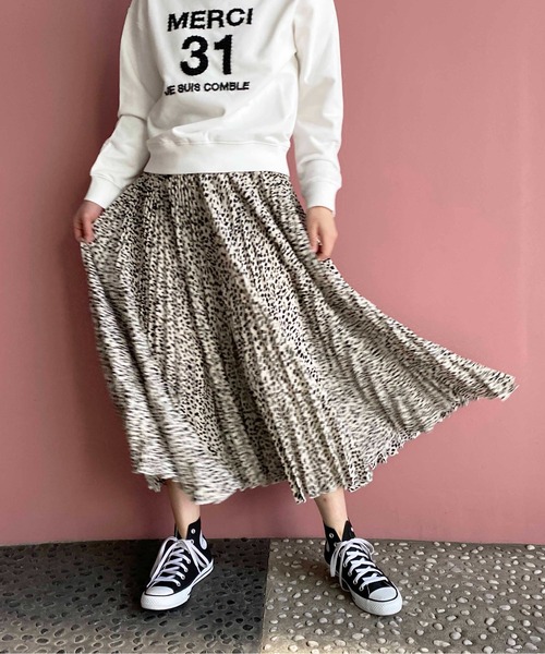 LUGIVA(ルギヴァ)の「柄プリーツガウチョパンツ(その他パンツ・レディース・ブラウン/ベージュ・M)」の9枚目の写真