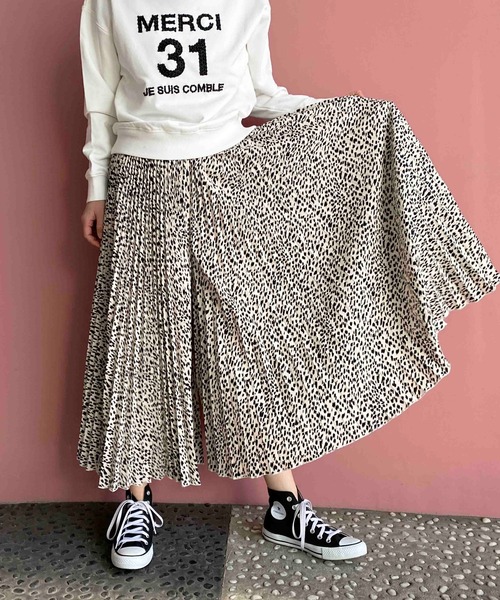 LUGIVA(ルギヴァ)の「柄プリーツガウチョパンツ(その他パンツ・レディース・ブラウン/ベージュ・M)」の11枚目の写真