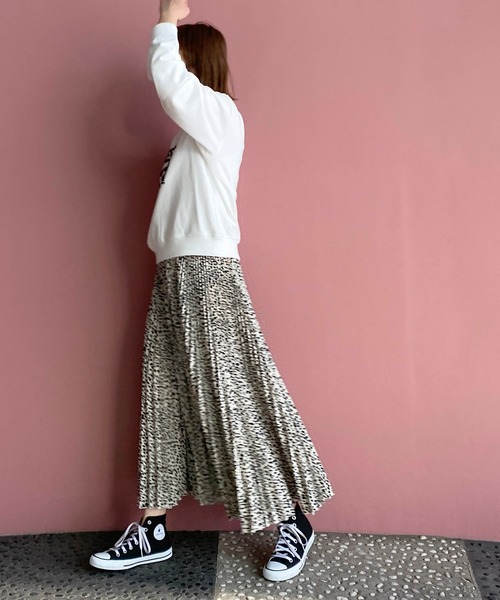 LUGIVA(ルギヴァ)の「柄プリーツガウチョパンツ(その他パンツ・レディース・ブラウン/ベージュ・M)」の13枚目の写真