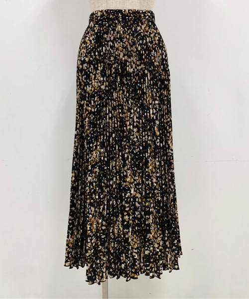 LUGIVA(ルギヴァ)の「柄プリーツガウチョパンツ(その他パンツ・レディース・ブラウン/ベージュ・M)」の22枚目の写真