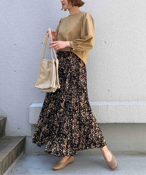 LUGIVA(ルギヴァ)の「柄プリーツガウチョパンツ(その他パンツ・レディース・ブラウン/ベージュ・M)」の18枚目の写真