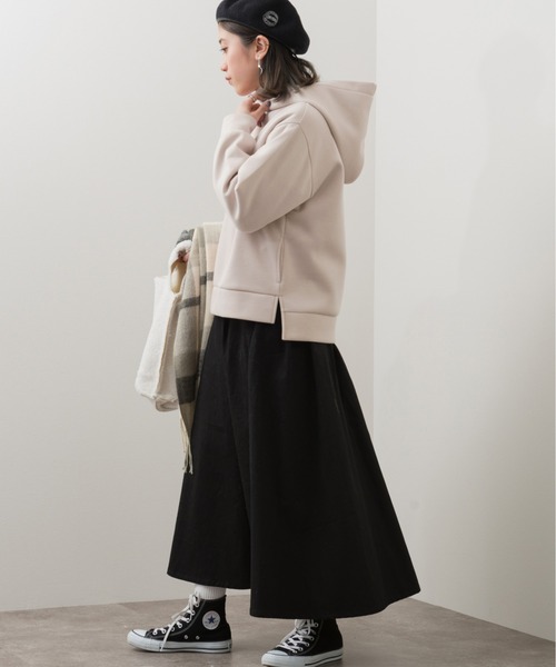 Ambre Neige（アンブルネージュ）の「タックボリュームスカート／【WEB/EC限定商品】（スカート・レディース・ブラック/ベージュ・FREE）」の9枚目の写真