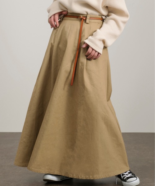 Ambre Neige（アンブルネージュ）の「タックボリュームスカート／【WEB/EC限定商品】（スカート・レディース・ブラック/ベージュ・FREE）」の6枚目の写真