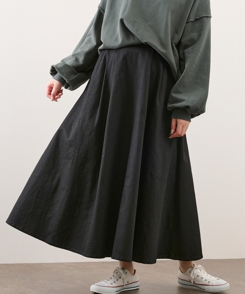 Ambre Neige（アンブルネージュ）の「タックボリュームスカート／【WEB/EC限定商品】（スカート・レディース・ブラック/ベージュ・FREE）」の11枚目の写真