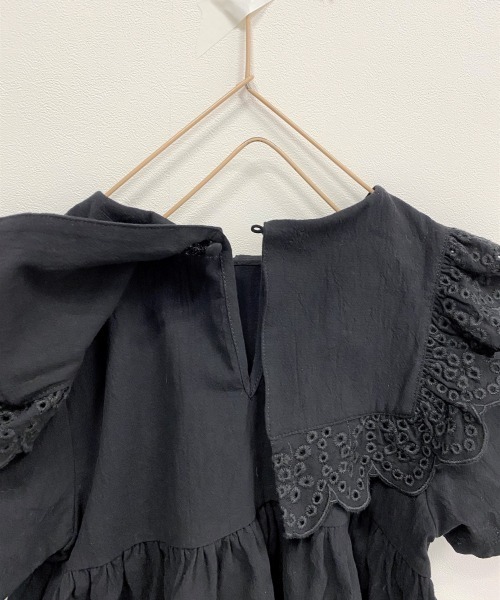 LOWRYS FARM（ローリーズファーム）の「コットンレースカラーブラウス　942851（シャツ/ブラウス・キッズ・ブラック/オフホワイト/オレンジ・130/120/110）」の6枚目の写真