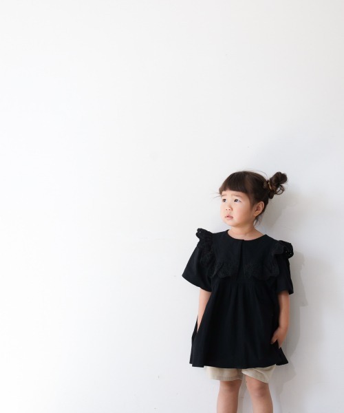 LOWRYS FARM（ローリーズファーム）の「コットンレースカラーブラウス　942851（シャツ/ブラウス・キッズ・ブラック/オフホワイト/オレンジ・130/120/110）」の11枚目の写真