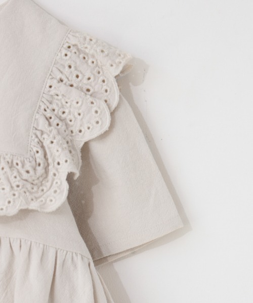 LOWRYS FARM（ローリーズファーム）の「コットンレースカラーブラウス　942851（シャツ/ブラウス・キッズ・ブラック/オフホワイト/オレンジ・130/120/110）」の17枚目の写真