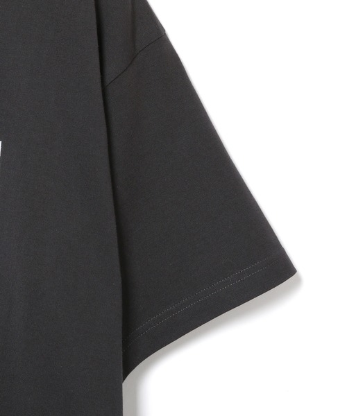 ADAM ET ROPE'(アダムエロペ)の「【ECM×10C】Keith Jarrett La Fenice(Tシャツ/カットソー・メンズ・ブラック/ホワイト・L/M/XL)」の7枚目の写真
