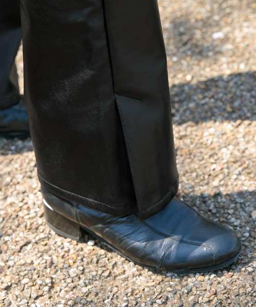 Adoon plain（アドーンプレーン）の「【Adoon plain】【セットアップ着用可】フェイクレザーフレアパンツ（その他パンツ・メンズ・ブラック・SMALL/MEDIUM/LARGE）」の18枚目の写真