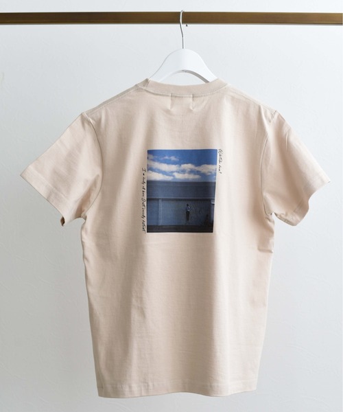 LHELBIE(レルビエ)の「転写プリント Tシャツ(Tシャツ/カットソー・レディース・ベージュ/オフホワイト・M)」の2枚目の写真