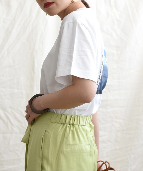 LHELBIE(レルビエ)の「転写プリント Tシャツ(Tシャツ/カットソー・レディース・ベージュ/オフホワイト・M)」の6枚目の写真