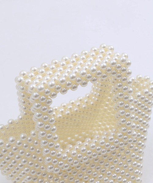 WC（ダブル シー）の「パールスクエアハンドルバッグ（ハンドバッグ・レディース・ホワイト・FREE）」の3枚目の写真