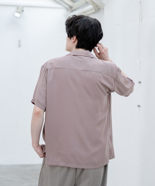 ADPOSION(アドポーション)の「ポリトロリラックスオープンカラーシャツ(シャツ/ブラウス・メンズ・グレー/グリーン/ブラック/ホワイト/ブラウン/ブルー・MEDIUM/LARGE/X-LARGE)」の22枚目の写真