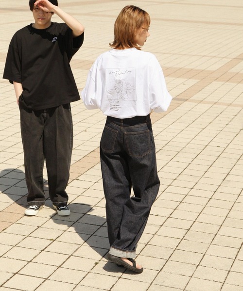 Piko（ピコ）の「【別注】【PIKO】線画 インスタ イージーケア 高密度ビッグシルエットイラストTシャツ（Tシャツ/カットソー・レディース・グリーン/ブルー/ホワイト/ブラック/ネイビー/ベージュ/ピンク・MEDIUM/LARGE）」の13枚目の写真