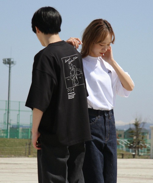 Piko（ピコ）の「【別注】【PIKO】線画 インスタ イージーケア 高密度ビッグシルエットイラストTシャツ（Tシャツ/カットソー・レディース・グリーン/ブルー/ホワイト/ブラック/ネイビー/ベージュ/ピンク・MEDIUM/LARGE）」の19枚目の写真