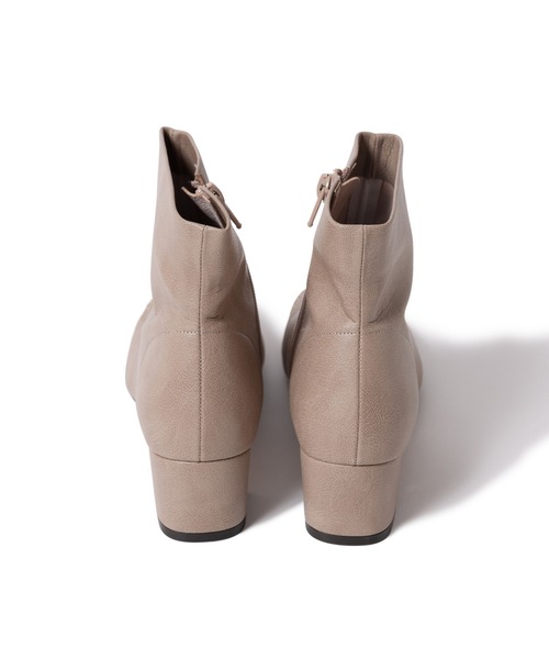 LAYMEE(レイミー)の「Kalmia boots / カルミアブーツ(ブーツ・レディース・ブラック/ベージュ・S/M/L)」の21枚目の写真