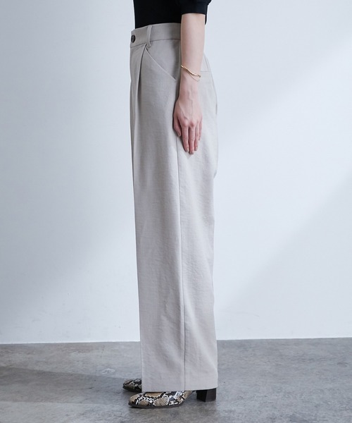 VIS（ビス）の「【EASY CARE】リネンライクタックワイドパンツ（その他パンツ・レディース・ブラック/ベージュ/カーキ/ピンク・S/M/L）」の5枚目の写真