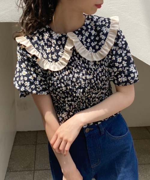 one after another NICE CLAUP(ワンアフターアナザーナイスクラップ)の「【Web限定】丸衿シャーリングブラウス(Tシャツ/カットソー・レディース・ブラック/オフホワイト/ブラック系その他・FREE)」の3枚目の写真