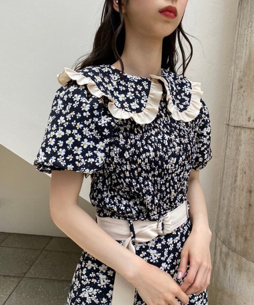 one after another NICE CLAUP(ワンアフターアナザーナイスクラップ)の「【Web限定】丸衿シャーリングブラウス(Tシャツ/カットソー・レディース・ブラック/オフホワイト/ブラック系その他・FREE)」の22枚目の写真